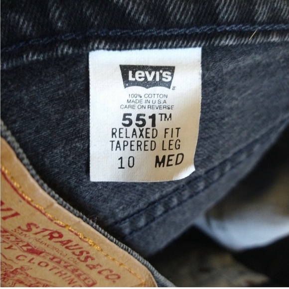 LEVI’S 551 Black Relaxed Tapered Leg Jeans - Picture 7 of 9